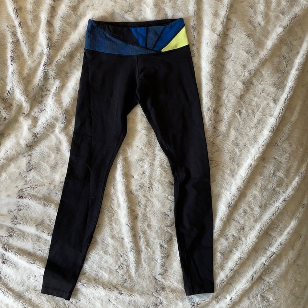 Lululemon leggings black blue yellow reversible wonder under tights small s